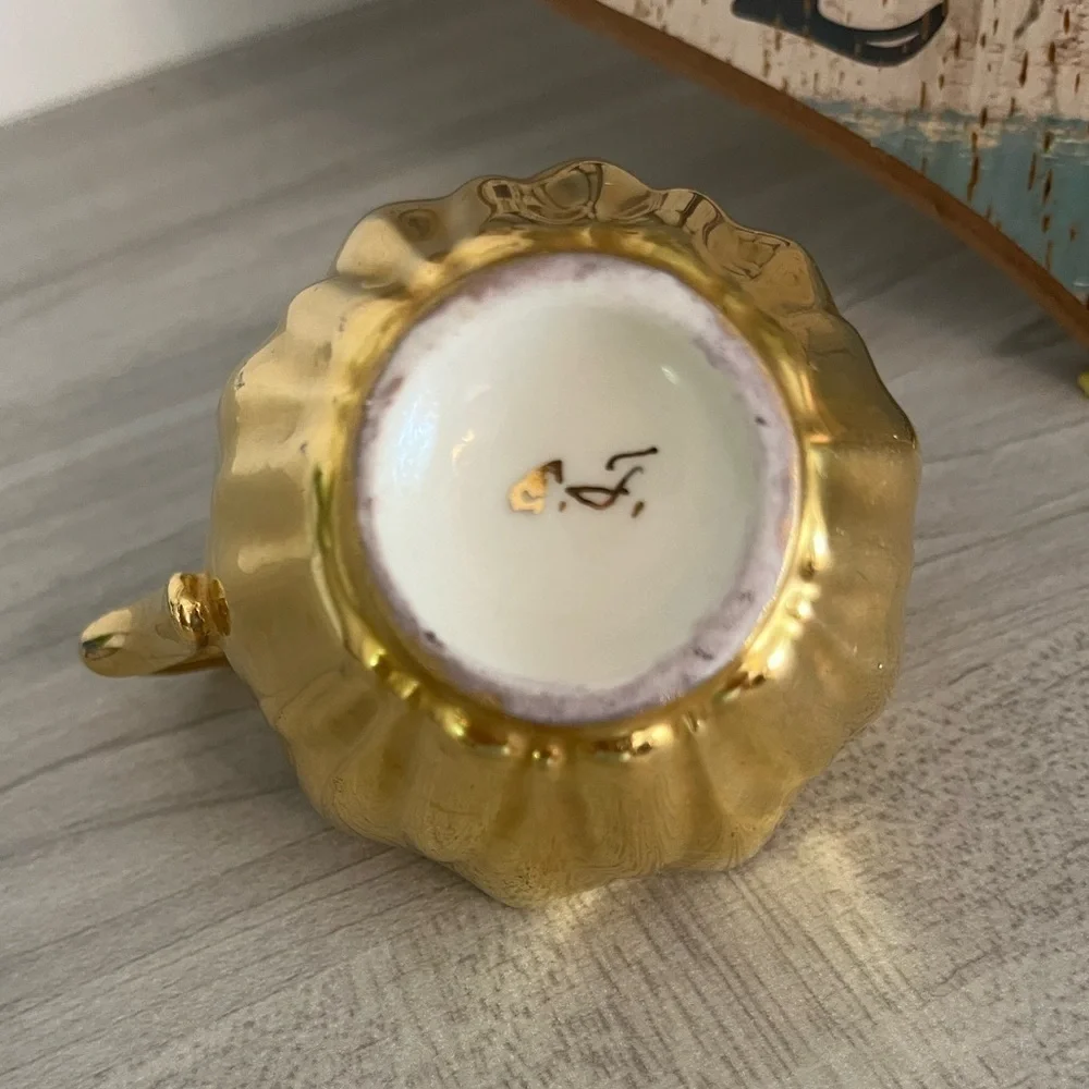 1920’s ROCHELLE FINE CHINA CREAMER HEAVY GOLD ENCRUSTED JAPAN